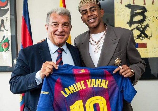 FC Barcelona entrega el dorsal 10 a Lamine Yamal tras la cesión de Ansu Fati