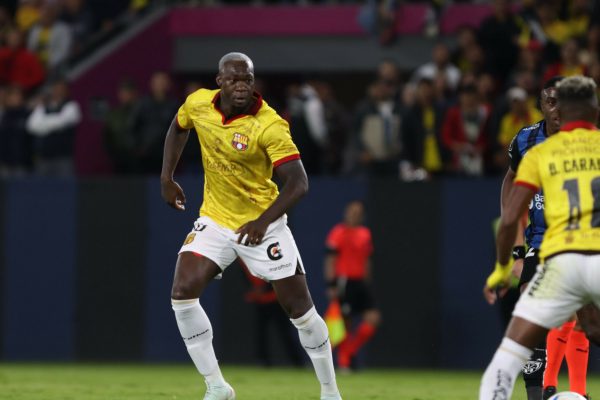 Felipe Caicedo pone en duda su continuidad en Barcelona tras eliminación en la Libertadores
