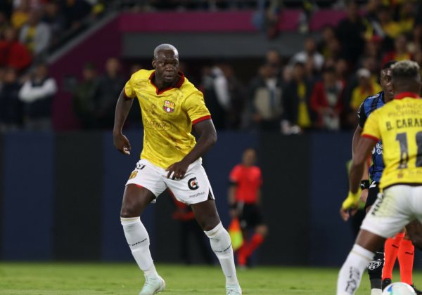 Felipe Caicedo pone en duda su continuidad en Barcelona tras eliminación en la Libertadores