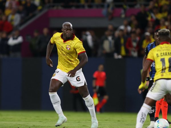 Felipe Caicedo pone en duda su continuidad en Barcelona tras eliminación en la Libertadores