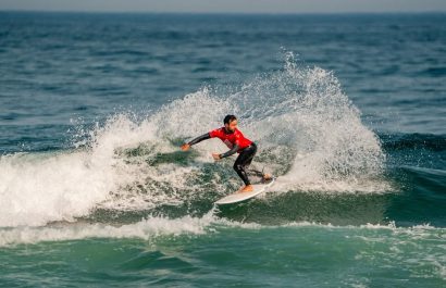 Felipe Rodríguez gana la categoría Open masculina de surf en el Luso Galaico 2025