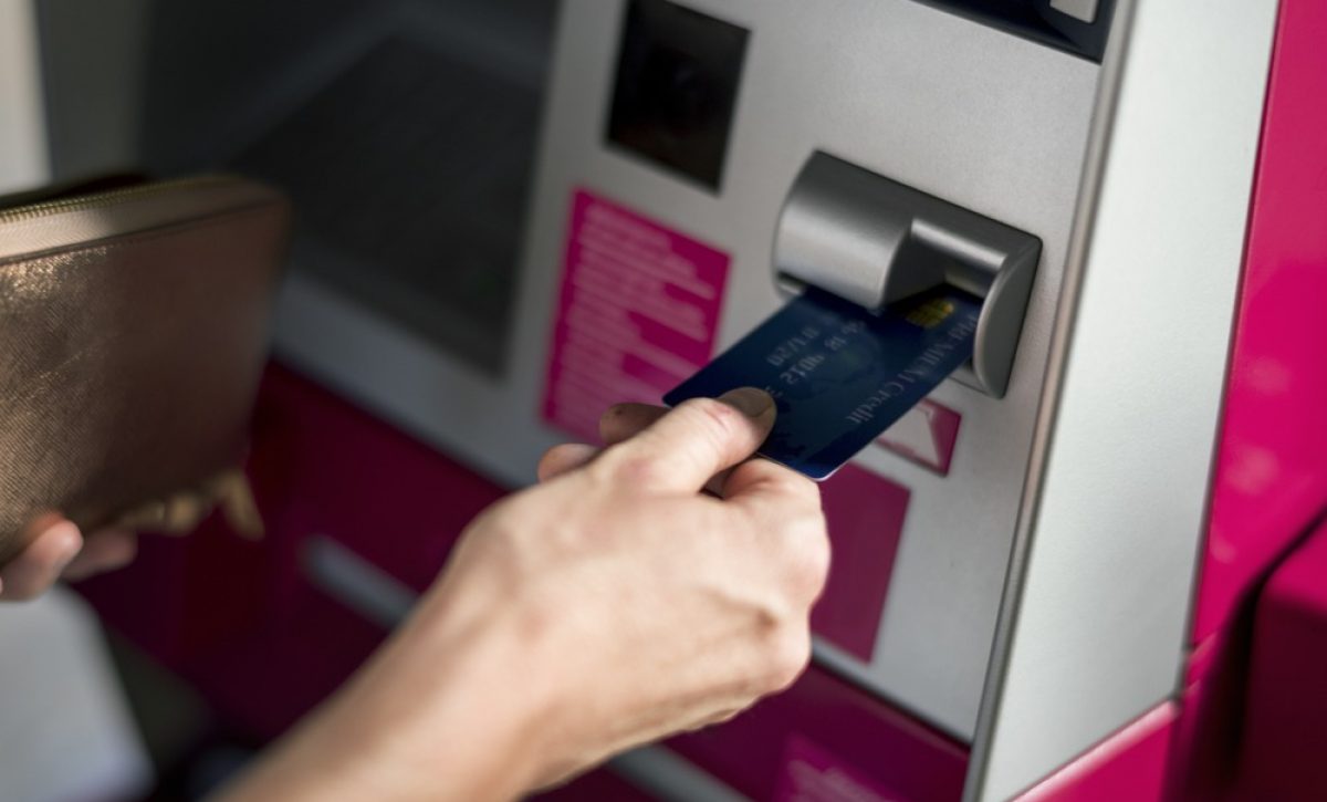 Feriado en Ecuador ¿cómo funcionarán los servicios bancarios del 9 al 11 de agosto?