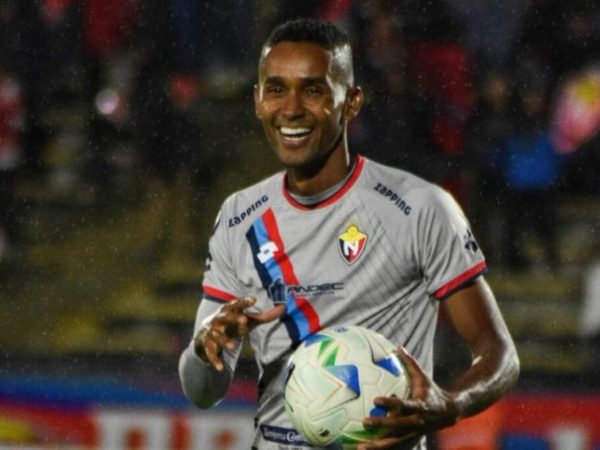 Fidel Martínez continuaría su carrera en el Sport Boys de Perú