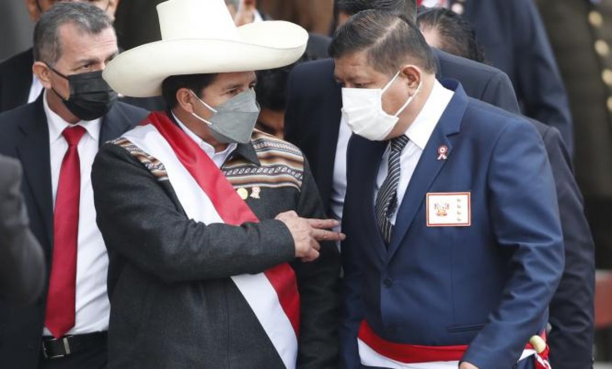 Fiscalia-allana-casa-de-exministro-de-Castillo-y-de-generales-de-la-Policia