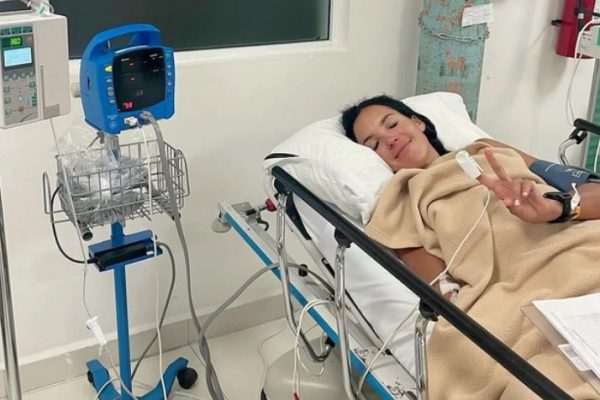 La atleta y excomunicadora María Teresa Guerrero inició su tratamiento oncológico.