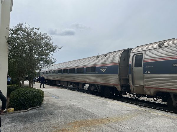 Foto de la estación del tren de la línea ferroviaria Amtrak en Orlando (Florida).