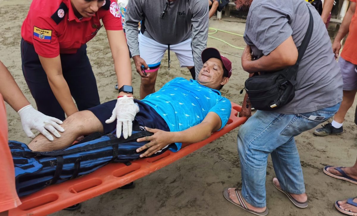 Galito fue trasladado por los paramédicos del Cuerpo de Bomberos a un hospital.