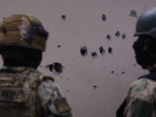 Gian Carlo Loffredo, ministro de Defensa, exhortó este martes a las Fuerzas Armadas a luchar contra la delincuencia en Ecuador.