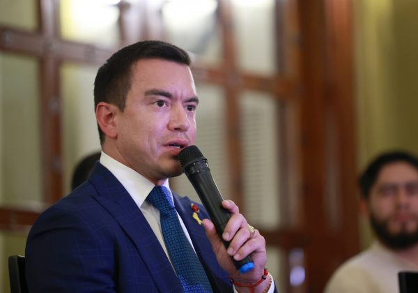 Gobierno de Daniel Noboa lanza estrategia anticorrupción con auditorías a Petroecuador, Celec y CNEL