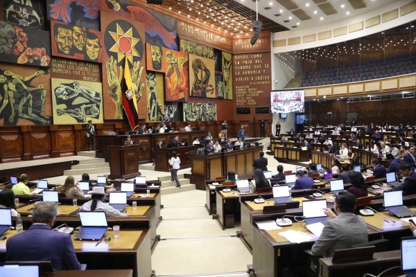 Asamblea Nacional tuvo un debate sobre el proyecto de ley urgente para combatir economía Criminal en Ecuador.