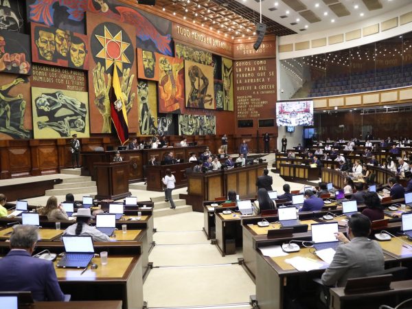 Asamblea Nacional tuvo un debate sobre el proyecto de ley urgente para combatir economía Criminal en Ecuador.