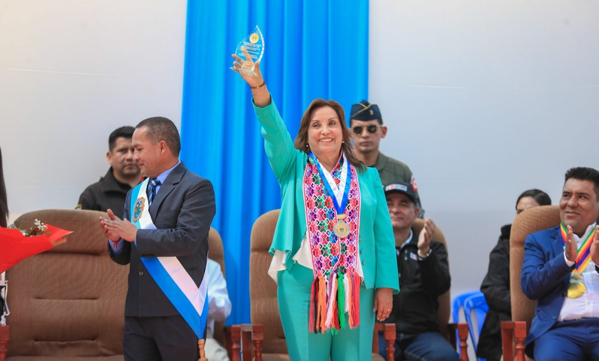 La presidenta de Perú Dina Boluarte en un evento. FOTO: @presidenciaperu