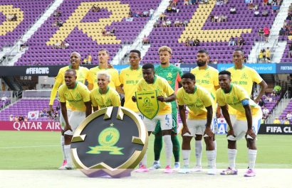 Tormenta retrasa debut de Mamelodi Sundowns, que supera a Ulsan Hyundai en Orlando. FOTO: @Masandawana.