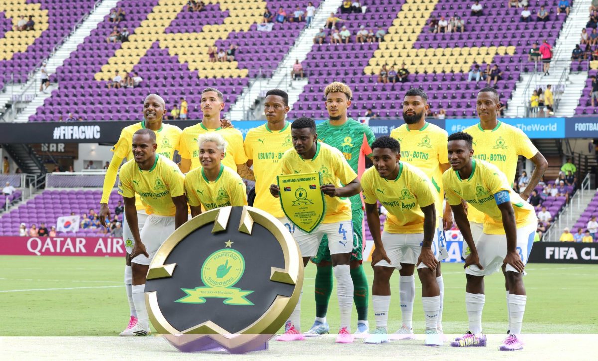 Tormenta retrasa debut de Mamelodi Sundowns, que supera a Ulsan Hyundai en Orlando. FOTO: @Masandawana.