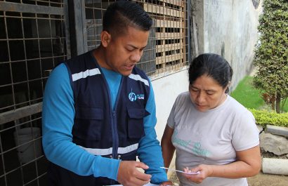 La regularización de tierras en Guayaquil avanza con la notificación a 335 familias del sector 3, cooperativa Los Pinos.