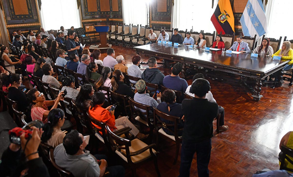 En Guayaquil se presentó un modelo de presupuesto participativo que permitirá a la ciudadanía priorizar obras para el 2026