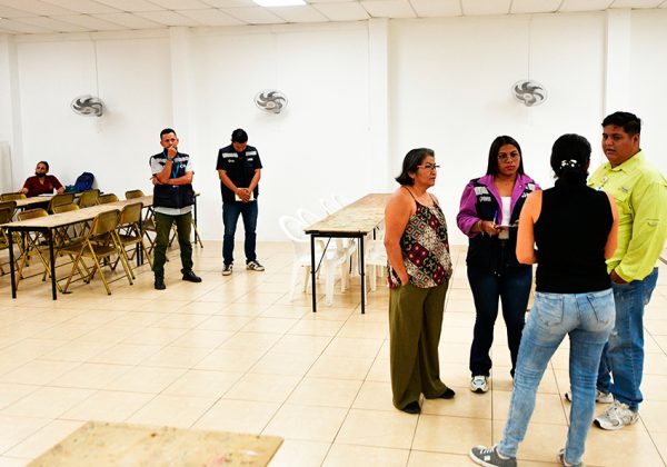 El Municipio de Guayaquil regulariza casas comunales en zonas populares para ofrecer capacitación gratuita y fomentar la organización barrial.