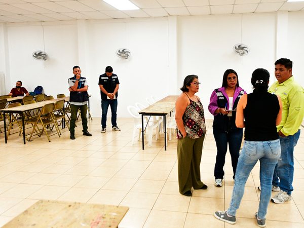 El Municipio de Guayaquil regulariza casas comunales en zonas populares para ofrecer capacitación gratuita y fomentar la organización barrial.