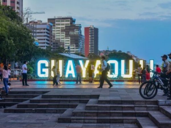 Guayaquil espera un viernes con clima estable y cielos parcialmente nublados