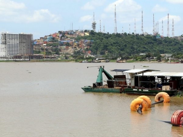 Prefectura del Guayas cancela contrato de dragado por incumplimientos
