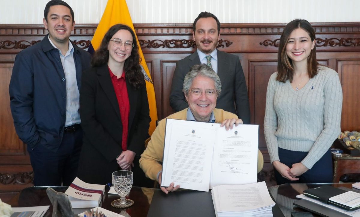 Guillermo-Lasso-llama-a-consulta-popular