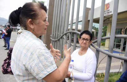 Beatriz Molina, lamentó que su madre no le puedan dar una cita con el especialista.
