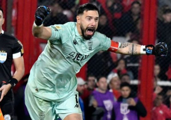 Hernán Galíndez se convierte en héroe de Huracán al atajar un penal decisivo, su equipo va a la final. (Captura de pantalla).