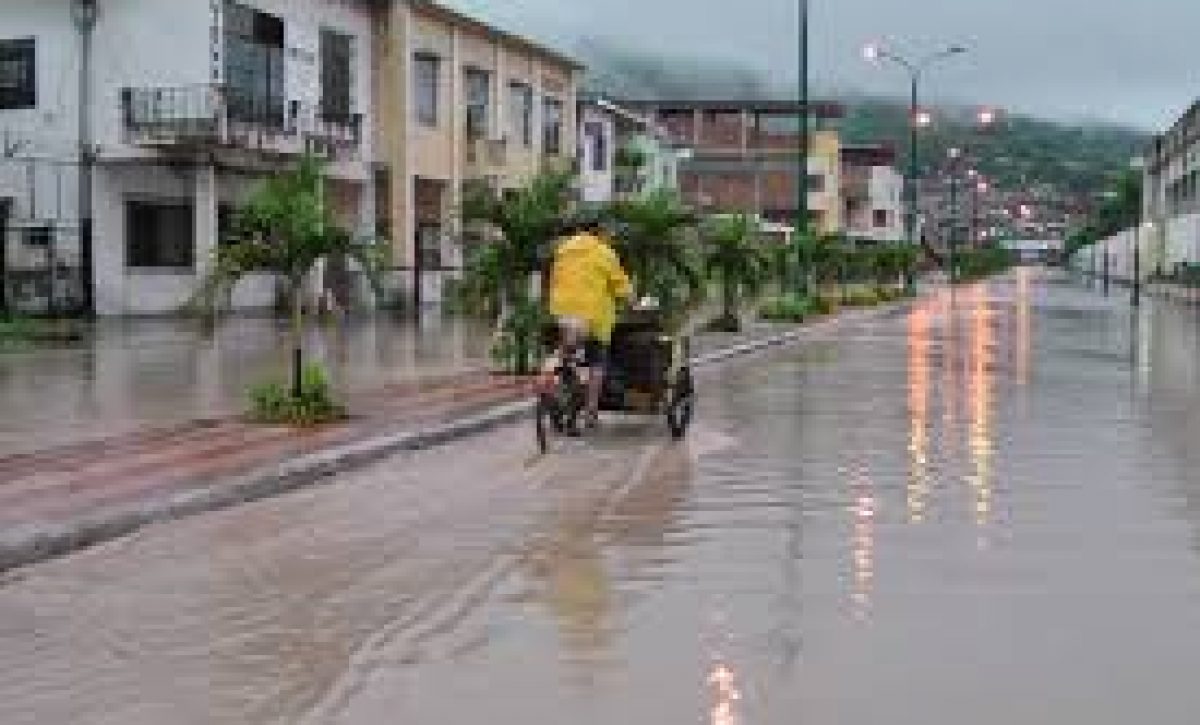 Inamhi advierte de lluvias fuertes en tres regiones durante esta semana