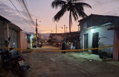 Intentan asesinar a una mujer cuando estaba sentada en los exteriores de su casa
