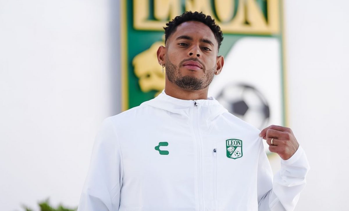 Ismael Díaz deja Universidad Católica y refuerza el ataque del club León de México