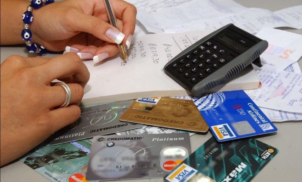 Puedes saldar tus deudas de tarjetas de crédito con métodos prácticos