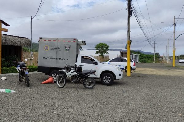 Jessica Palma, una mujer de 28 años, fue asesinada este lunes 16 de junio del 2025 dentro de un restaurante en el cantón Montecristi,