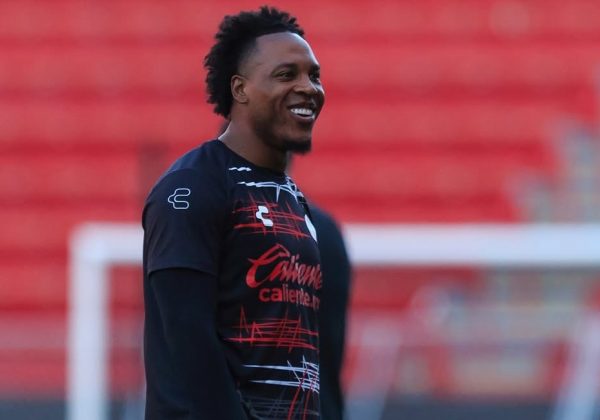 Jhojan Julio se vincula al Querétaro tras acuerdo con Xolos de Tijuana