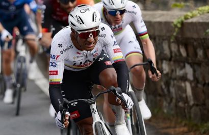 Jhonatan Narváez se prepara para debutar en el Tour de Francia 2025 junto a Pogacar