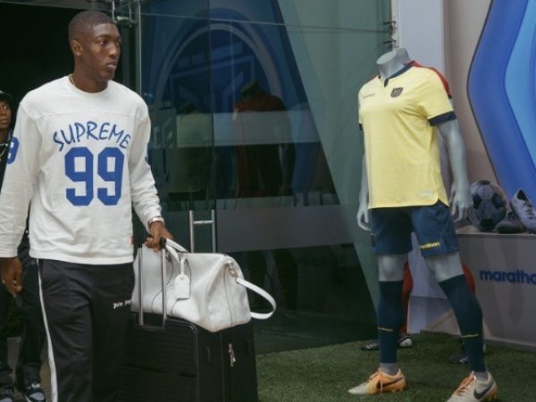 Joel Ordóñez en la casa de la selección de Ecuador