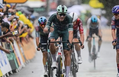 Jonathan Milan gana la etapa 17 y Narváez se mantiene en el puesto 16 del Tour de Francia