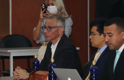 Jorge Glas y Carlos Bernal son sentenciados a 13 años de cárcel como coautores de peculado en el caso Reconstrucción de Manabí
