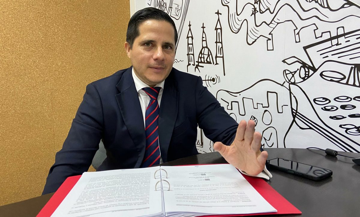Juan Carlos Izurieta destaca la necesidad de las nuevas leyes, pero advierte que ninguna garantiza por sí sola la protección de derechos.