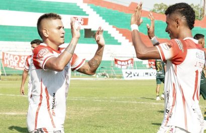 Juventud Italiana, 11 de Mayo, Politécnico y LDU El Carmen clasifican a tercera fase en Manabí