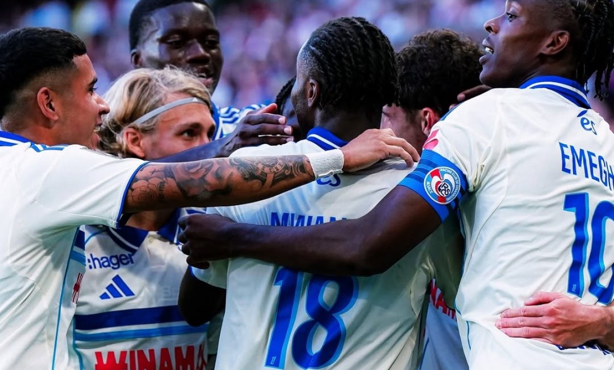 Kendry Páez debuta en la Ligue 1 con victoria del Racing de Estrasburgo ante Metz