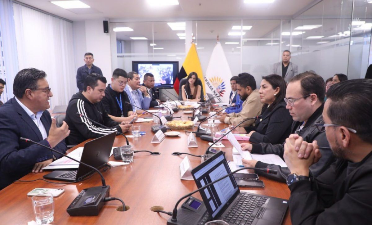 La Comisión de Transparencia de la Asamblea Nacional analiza reforma legal para la designación de autoridades del CPCCS. (AN).