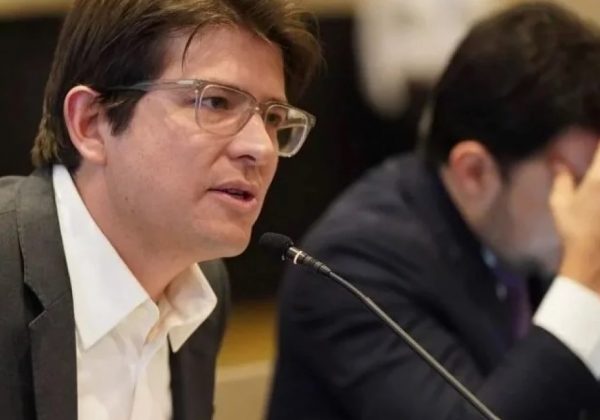 La Fiscalía General de Colombia solicitará que el asesinato del senador y precandidato presidencial Miguel Uribe Turbay sea declarado crimen de lesa humanidad.