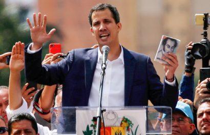 La Fiscalía de Venezuela solicitó este viernes 13 de junio de 2025 una nueva orden de captura contra el líder opositor Juan Guaidó.