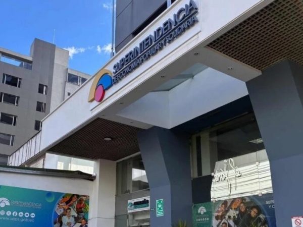 La Ley de Integridad Pública abrió la posibilidad de transformar ciertas cooperativas en bancos privados para proteger