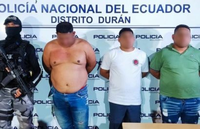 La Policía Nacional rescató a tres personas, incluida la hija del concejal alterno de Guayaquil, Alberto Cajamarca, secuestradas el viernes.