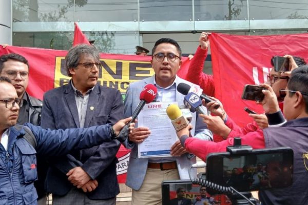 La UNE reacciona ante los recientes anuncios del Gobierno sobre las medidas para combatir la inseguridad en planteles educativos. (UNE).