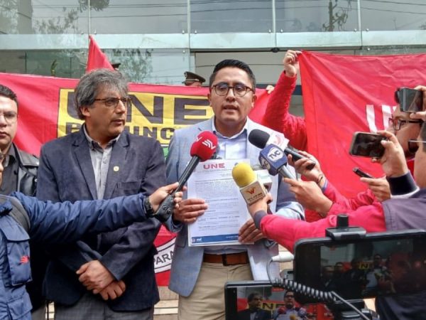 La UNE reacciona ante los recientes anuncios del Gobierno sobre las medidas para combatir la inseguridad en planteles educativos. (UNE).