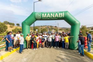 La obra fue financiada con una inversión cercana a los 300 mil dólares mediante un crédito del Banco de Desarrollo del Ecuador.