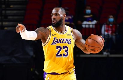 LeBron James continúa en Los Ángeles Lakers.