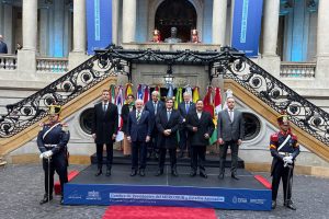 Líderes del Mercosur acuerdan fortalecer lucha contra crimen organizado y terrorismo en declaración histórica